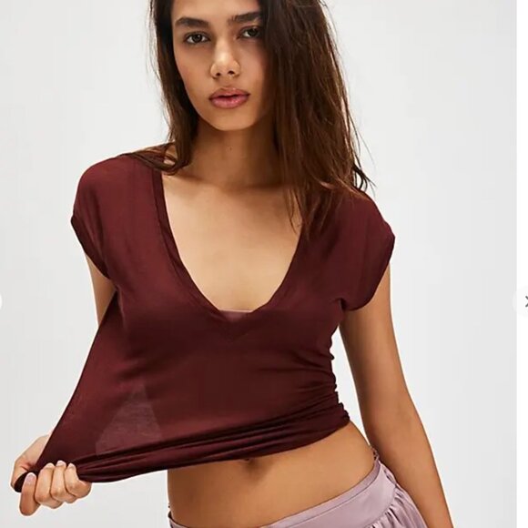 FREE PEOPLE On Air V-Neck Tee - Bittersweet - Picture 4 of 8